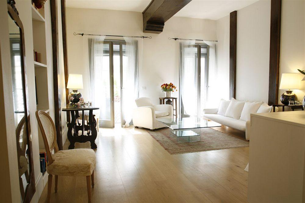 Milano Suites Экстерьер фото